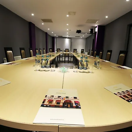 酒店 特里亚侬酒店 布加勒斯特