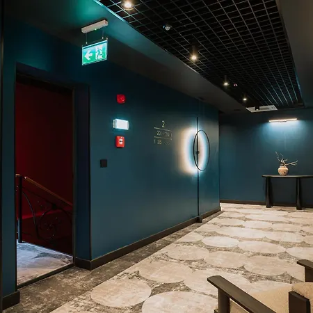 Trianon Отель 3*