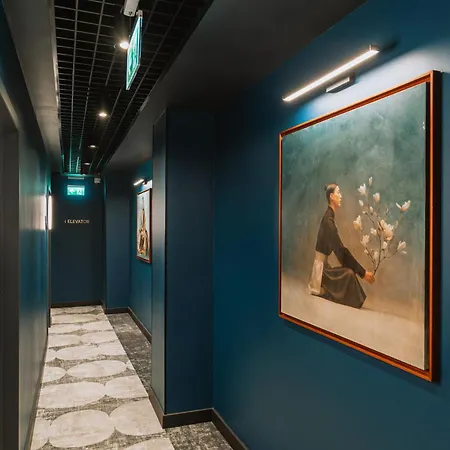 特里亚侬酒店 3*