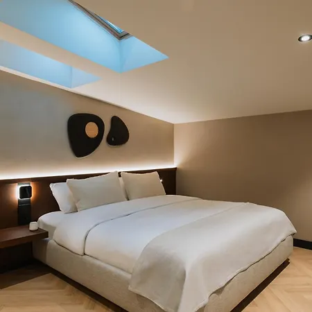 特里亚侬酒店 布加勒斯特