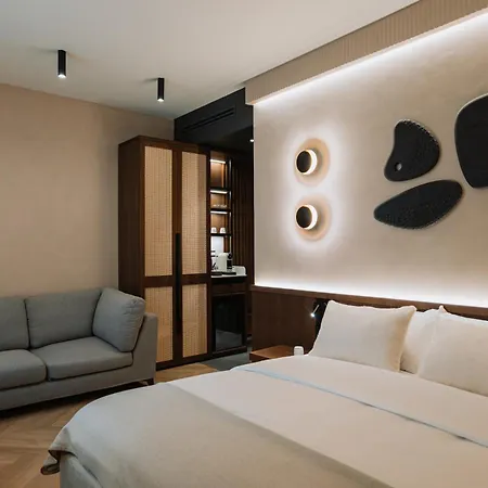 Trianon Отель 3*