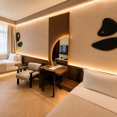 Maison Orient Hotell 4*