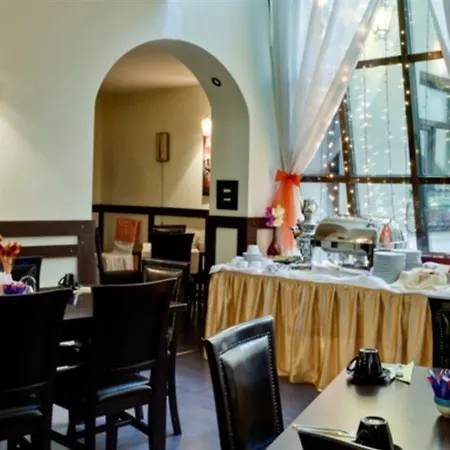 Hotel Trianon