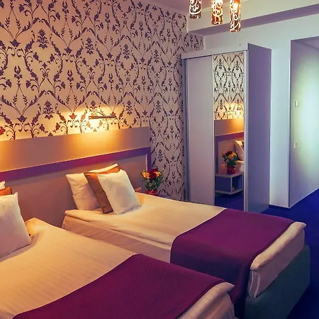 Trianon 3* Bucharest