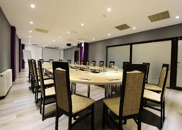 特里亚侬酒店 酒店 布加勒斯特